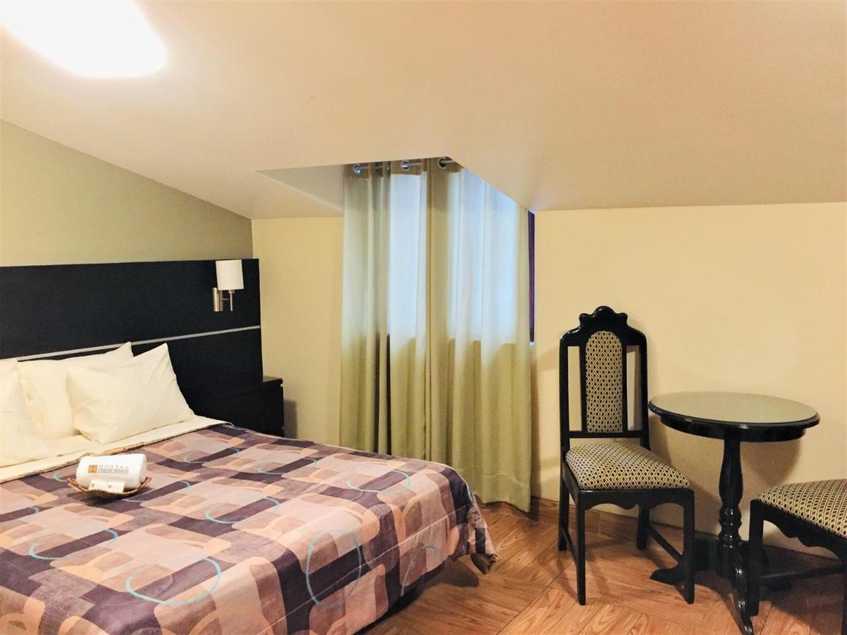 Hostal Carlos Tenaud Лима Экстерьер фото