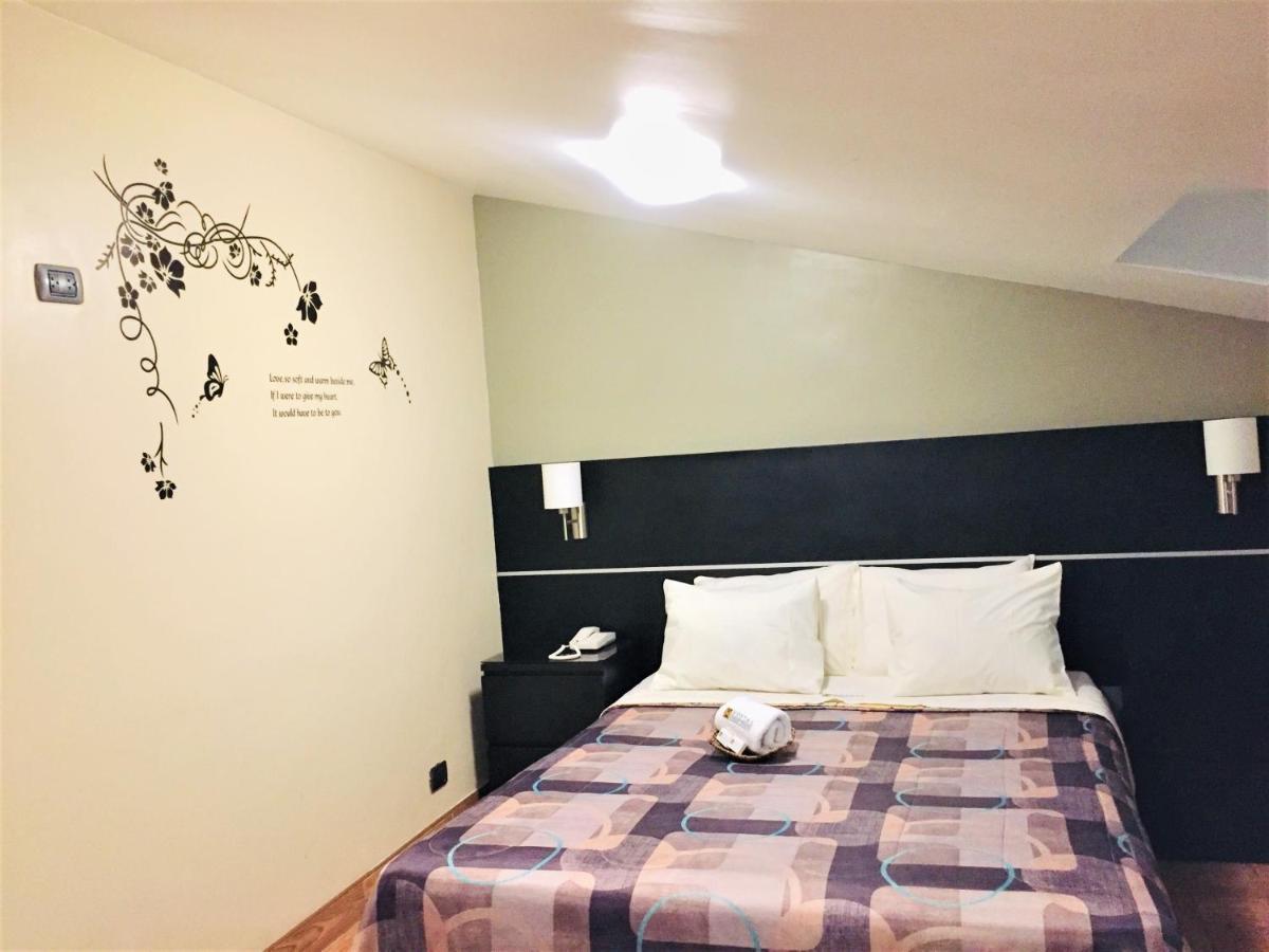 Hostal Carlos Tenaud Лима Экстерьер фото
