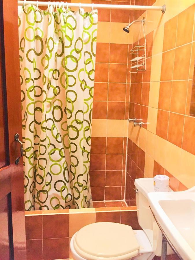 Hostal Carlos Tenaud Лима Экстерьер фото