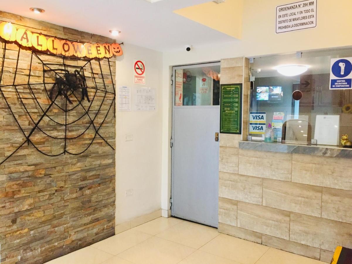 Hostal Carlos Tenaud Лима Экстерьер фото